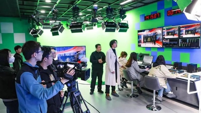文化传媒公司创业计划书：资质要求全解析**